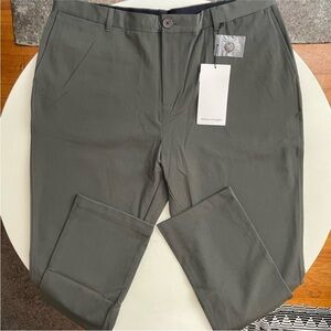 Ministry of Supply Men’s Pace Tapered Stretch Chino Pant Olive Size 34x33 New